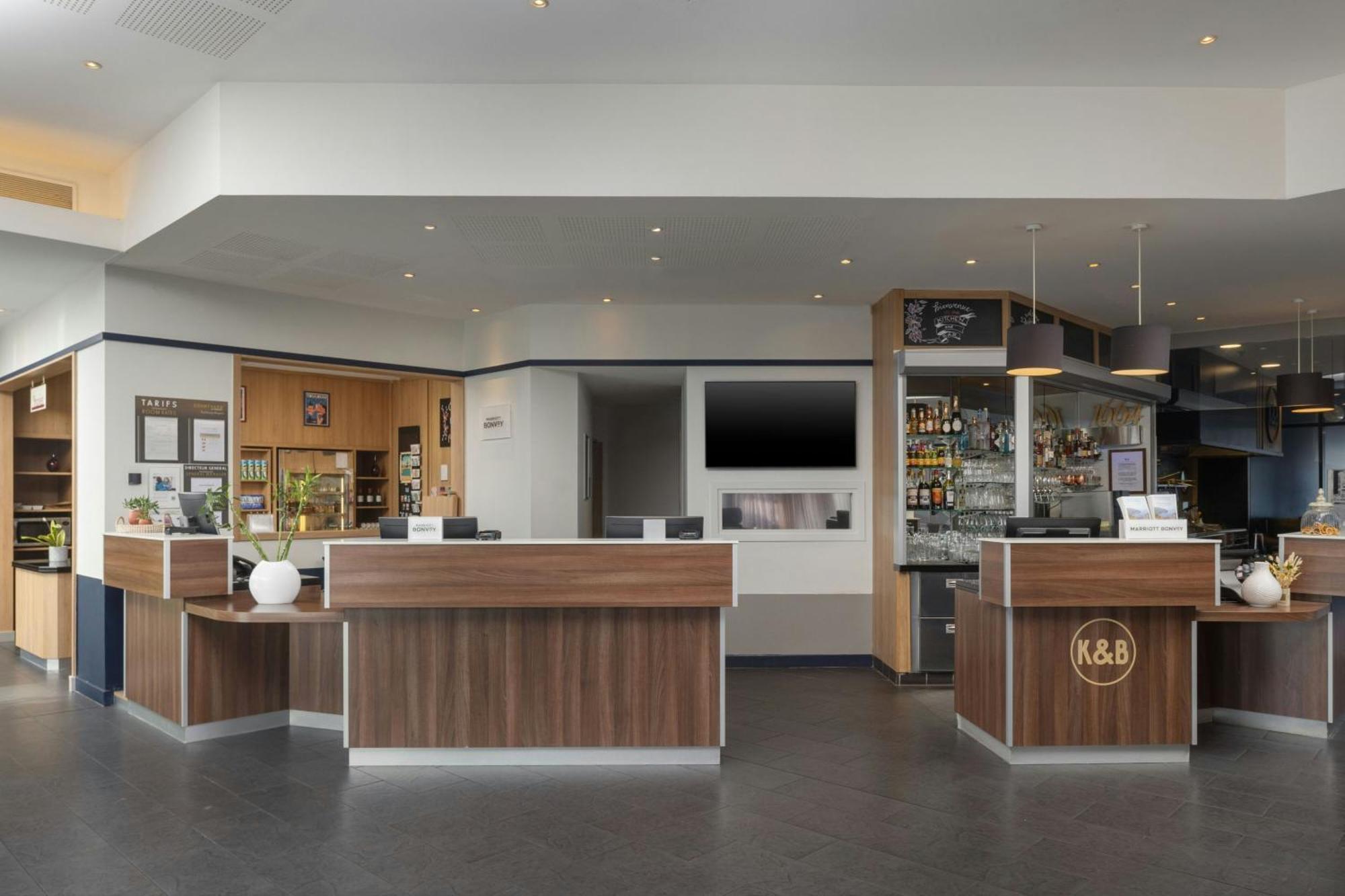 Courtyard By Marriott Toulouse Airport Exterior foto