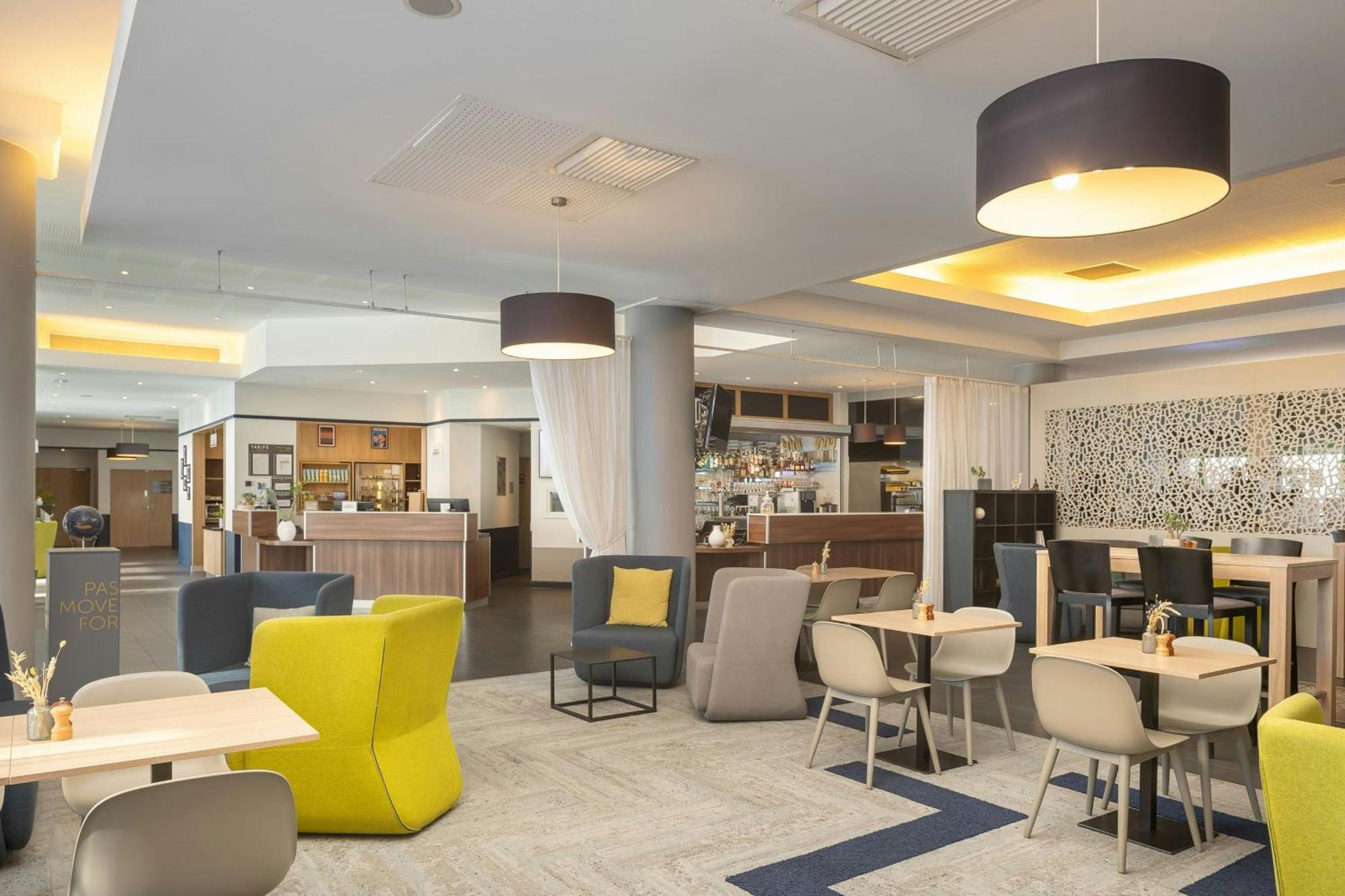 Courtyard By Marriott Toulouse Airport Exterior foto
